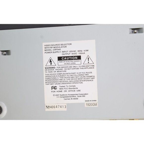RCA Video Source Selector With RF Modulator Switcher CRF940 Gaming / DVD - Picture 9 of 9